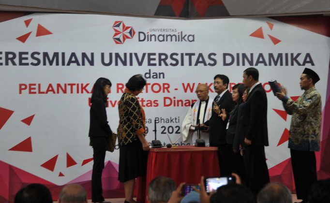 Jangan Sebut Lagi Stikom Surabaya, Tapi Universitas Dinamika