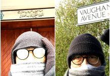 KETERANGAN GAMBAR: (kiri) saat olah raga adaptasi cuaca (kanan) Saat berada di depan masjid Hendon. (ft/dok)