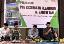 Peresmian Pos Kesehatan Pesantren (Poskestren) yang dibangun oleh NU Circle bekerjasama dengan Pondok Pesantren Khas Kempek, di Cirebon, Jawa Barat hari ini (13/10).